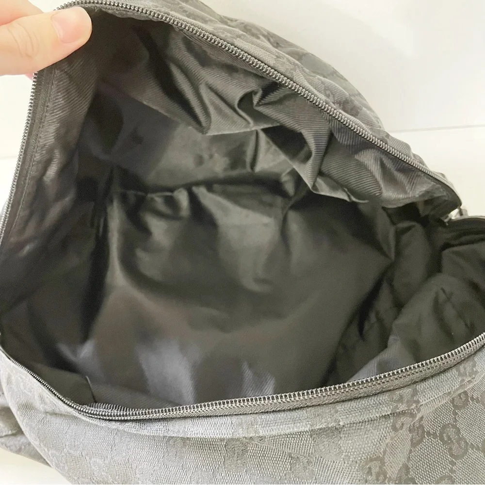 Gucci black monogram canvas and leather Y2K sling backpack bag - Picture 3 of 11